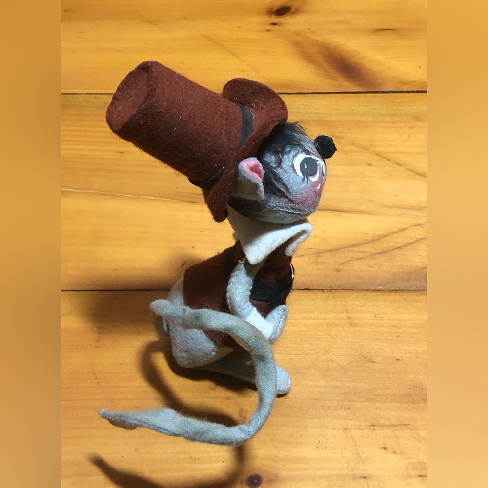 Wide Eyed Pilgrim Mouse 6 Inches Annalee Doll 1981 Hard To Find - Picture 2 of 6